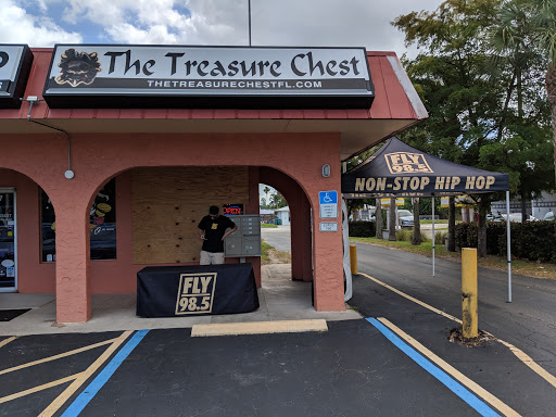 The Treasure Chest Smoke Shop - Fort Myers, 19147 S Tamiami Trail, Fort Myers, FL 33908, USA, 