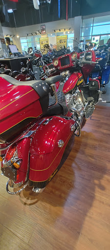 Motorcycle Dealer «Indian Motorcycle Kansas City & RideNow Powersports Kansas City», reviews and photos, 800 N Rogers Rd, Olathe, KS 66062, USA