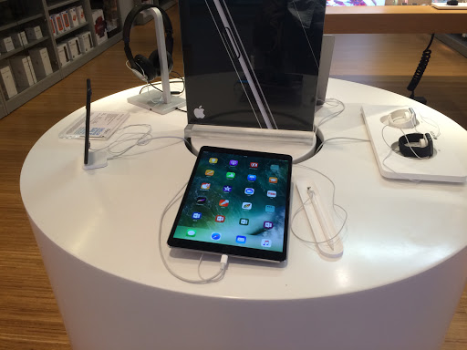 iSpot Złote Tarasy Warszawa - Apple Premium Reseller