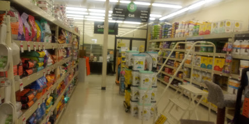 Pet Supply Store «Pet Supplies Plus», reviews and photos, 5555 Youngstown Warren Rd, Niles, OH 44446, USA