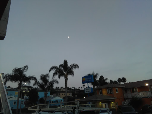 Redondo Inn & Suites image