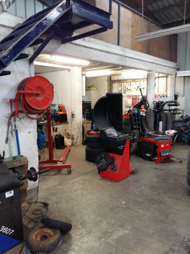 Photo 1 - Dépannage Vigouroux - Renault Pouldergat