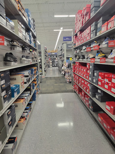 Sporting Goods Store «Academy Sports + Outdoors», reviews and photos, 1461 Spring Cypress Rd, Spring, TX 77373, USA