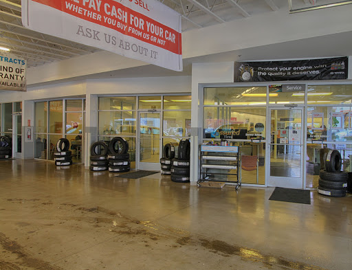 Toyota Dealer «Lithia Toyota of Springfield», reviews and photos, 163 S 9th St, Springfield, OR 97477, USA