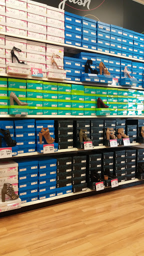 Stores to buy women's boots Houston