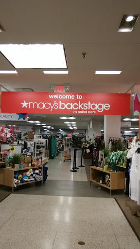 Shopping Mall «Roosevelt Mall», reviews and photos, 2339 Cottman Ave #1, Philadelphia, PA 19149, USA