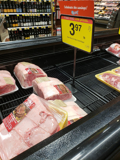 Grocery Store «Fred Meyer», reviews and photos, 2500 Santiam Hwy SE, Albany, OR 97322, USA