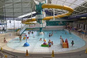 Dunbar Leisure Pool image
