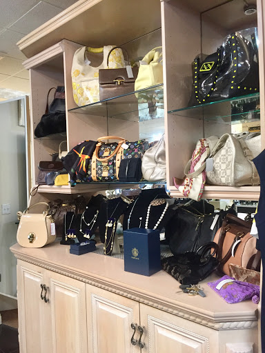 Boutique «Designing Women Boutique», reviews and photos, 1226 N Tamiami Trail, Sarasota, FL 34236, USA