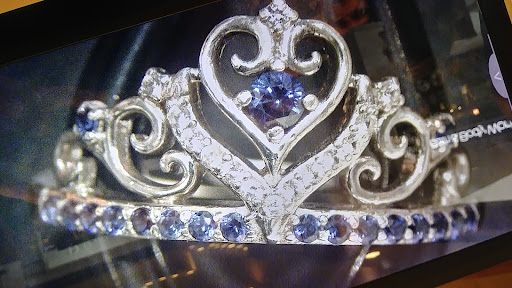 Jewelry Store «Zales - The Diamond Store», reviews and photos, 3349 W Main St, Norman, OK 73072, USA