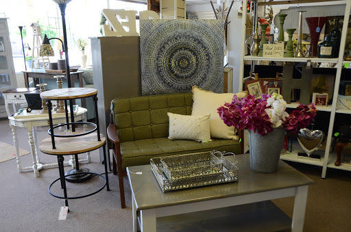 Consignment Shop «The Junkery», reviews and photos, 1221 Broadway Ave, Bowling Green, KY 42104, USA