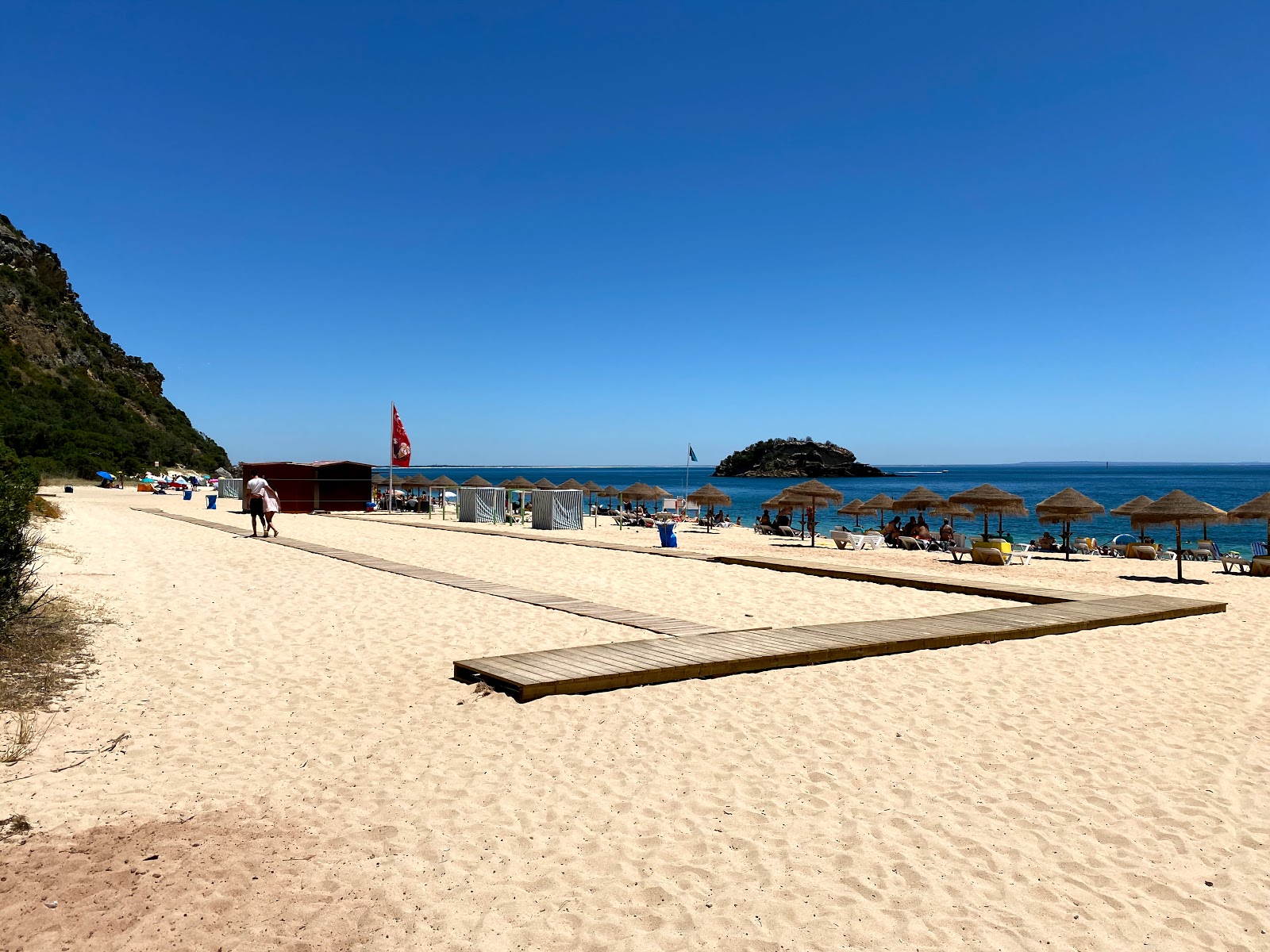 Foto von Creiro Strand und seine wunderschöne Landschaft