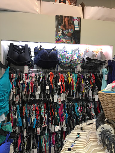 Lingerie Store «Lingerie By Susan», reviews and photos, 9 Lincoln Hwy, Edison, NJ 08820, USA
