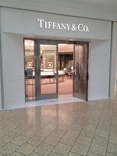 Jewelry Store «Tiffany & Co.», reviews and photos, 1200 Morris Turnpike, Short Hills, NJ 07078, USA