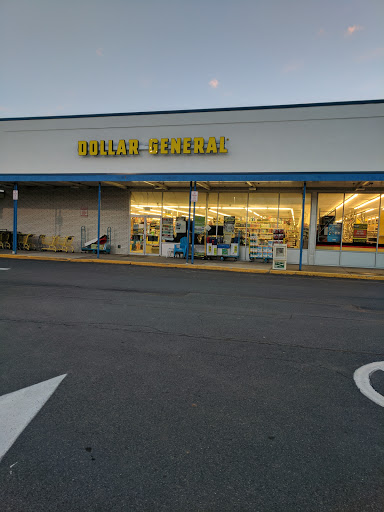Dollar General, 432 Blue Valley Dr, Bangor, PA 18013, USA, 