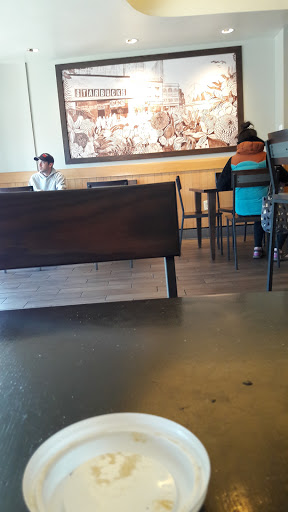 Coffee Shop «Starbucks», reviews and photos, 38 South La Grange Road, La Grange, IL 60525, USA