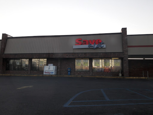 Grocery Store «Save-A-Lot», reviews and photos, 808 Madison Hwy, Valdosta, GA 31601, USA