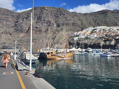 Puerto Deportivo Los Gigantes Lugar Poblado Marinero, 0, 38683 Acantilados de Los Gigantes, Santa Cruz de Tenerife, España
