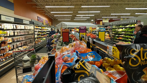 Grocery Store «Hannaford Supermarket», reviews and photos, 800 Islington St, Portsmouth, NH 03801, USA