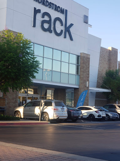 Department Store «Nordstrom Rack», reviews and photos, 3363 E Foothill Blvd, Pasadena, CA 91107, USA