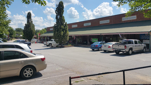 Pet Supply Store «The Stock Market Country Store», reviews and photos, 4479 Dover Pl SE, Conyers, GA 30013, USA