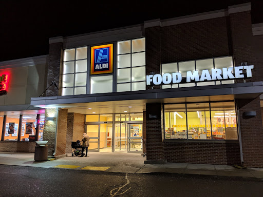 Supermarket «ALDI», reviews and photos, 42053 Ford Rd, Canton, MI 48187, USA