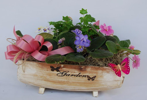 Florist «Crescenta Valley Flowers», reviews and photos, 2900 Foothill Blvd, La Crescenta, CA 91214, USA