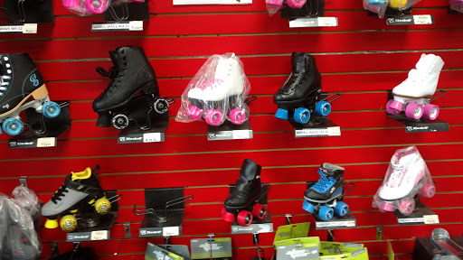 Bicycle Store «Bikes & Skates», reviews and photos, 712 Ritchie Rd, Capitol Heights, MD 20743, USA