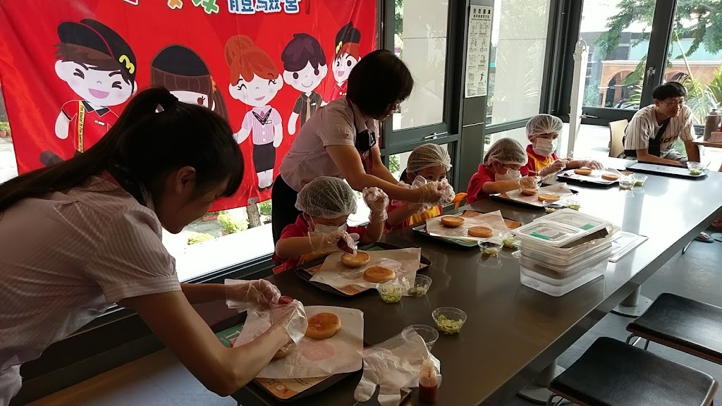 麥當勞-台中五權西餐廳 的照片