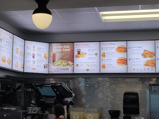 Fast Food Restaurant «Chick-fil-A», reviews and photos, 5411 Dressler Rd NW, North Canton, OH 44720, USA