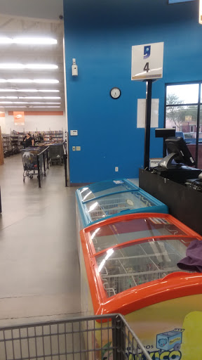 Thrift Store «Dysart Goodwill Retail Store & Donation Center», reviews and photos, 5116 N Dysart Rd, Litchfield Park, AZ 85340, USA