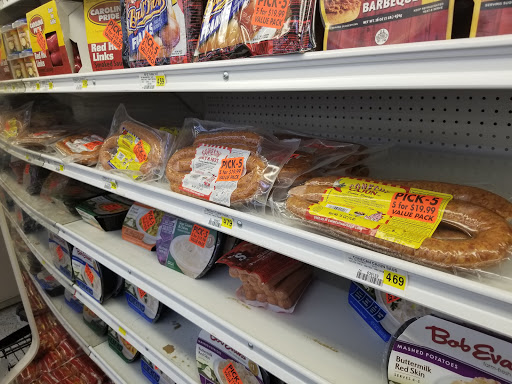 Grocery Store «Country Mart», reviews and photos, 913 Taylorsville Rd, Taylorsville, KY 40071, USA