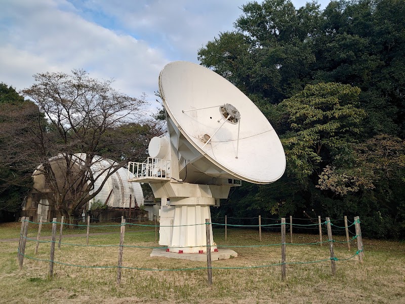 6メートルミリ波電波望遠鏡