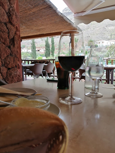 La Cuevita Ayagaures