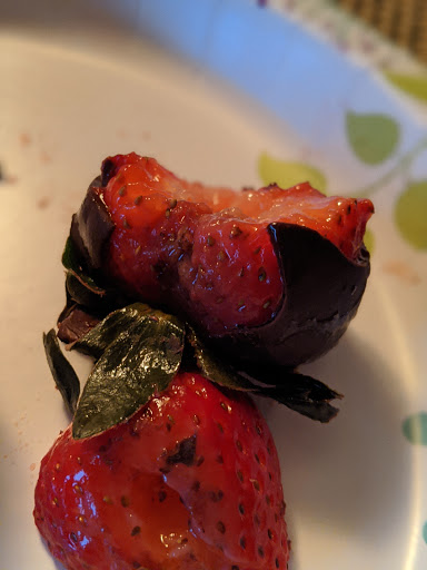 Gift Shop «Edible Arrangements», reviews and photos, 3710 Main St Suite #3, Bridgeport, CT 06606, USA