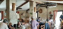 Atmosphère du Restaurant L’Auberge du Bas Chalus à Forcalquier - n°6