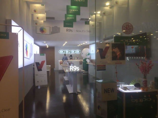 OPPO Concept Store - Jurong Point - Cell phone store