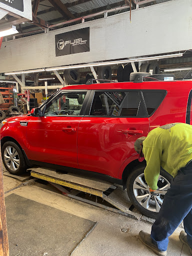 Molalla Discount Tire, 14377 S Macksburg Rd, Molalla, OR 97038, USA, 