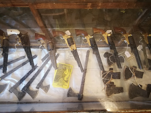 Gun Shop «The Mountain Man», reviews and photos, 1001 Manitou Ave, Manitou Springs, CO 80829, USA