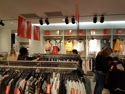 Chinese clothing shops in Prague