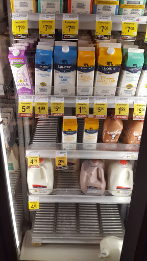 Grocery Store «Safeway», reviews and photos, 1298 W Capitol Ave, West Sacramento, CA 95691, USA