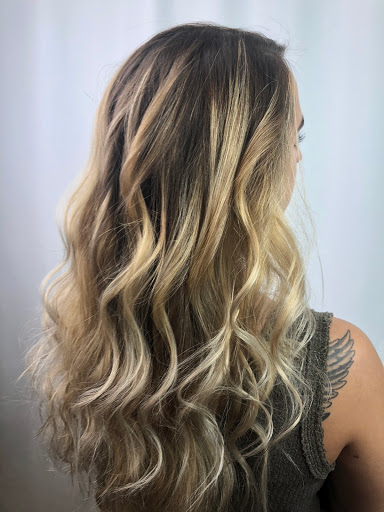 Hair Salon «Salon Rene & Pink Gypsy Boutique», reviews and photos, 3961 FM2181, Corinth, TX 76210, USA