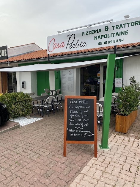 Casa Perlita Pizzeria & trattoria à Montrabé
