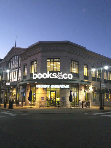 Ice Cream Shop «Yogurt Mountain», reviews and photos, 4453 Walnut St, Beavercreek, OH 45440, USA