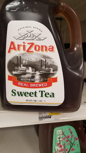 Shopping Mall «Penn Mar Shopping Center», reviews and photos, 2950 Donnell Dr, Forestville, MD 20747, USA