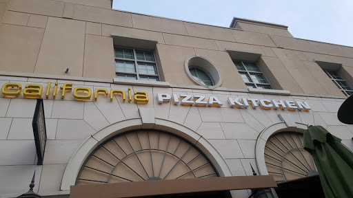 California Pizza Kitchen at Victoria Gardens