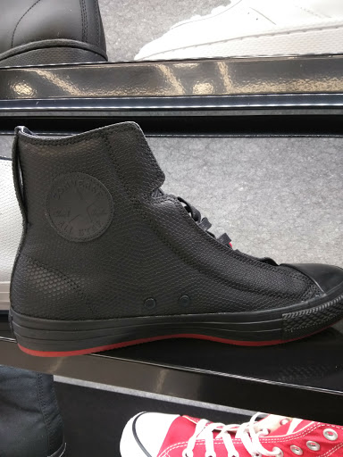 Shopping Mall «Foothill Square Shopping Center», reviews and photos, 10700 MacArthur Blvd #200, Oakland, CA 94605, USA