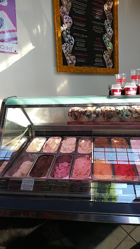 Ice Cream Shop «Cold Stone Creamery», reviews and photos, 6 Broadway, Lynbrook, NY 11563, USA