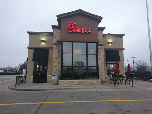 Fast Food Restaurant «Chick-fil-A», reviews and photos, 900 E US Hwy 80, Forney, TX 75126, USA