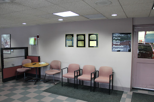 Car Dealer «Bill Brown Ford», reviews and photos, 32222 Plymouth Rd, Livonia, MI 48150, USA